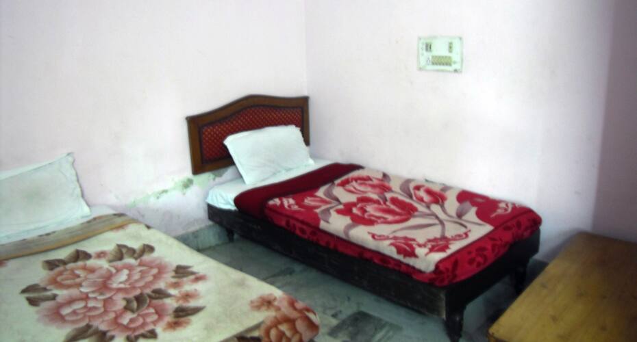 Hotel Embassy, Bodhgaya 2